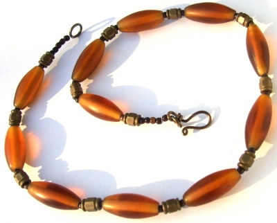 GOLDENORANGE COLLIER- Glas Holz Messing 50 cm Kette