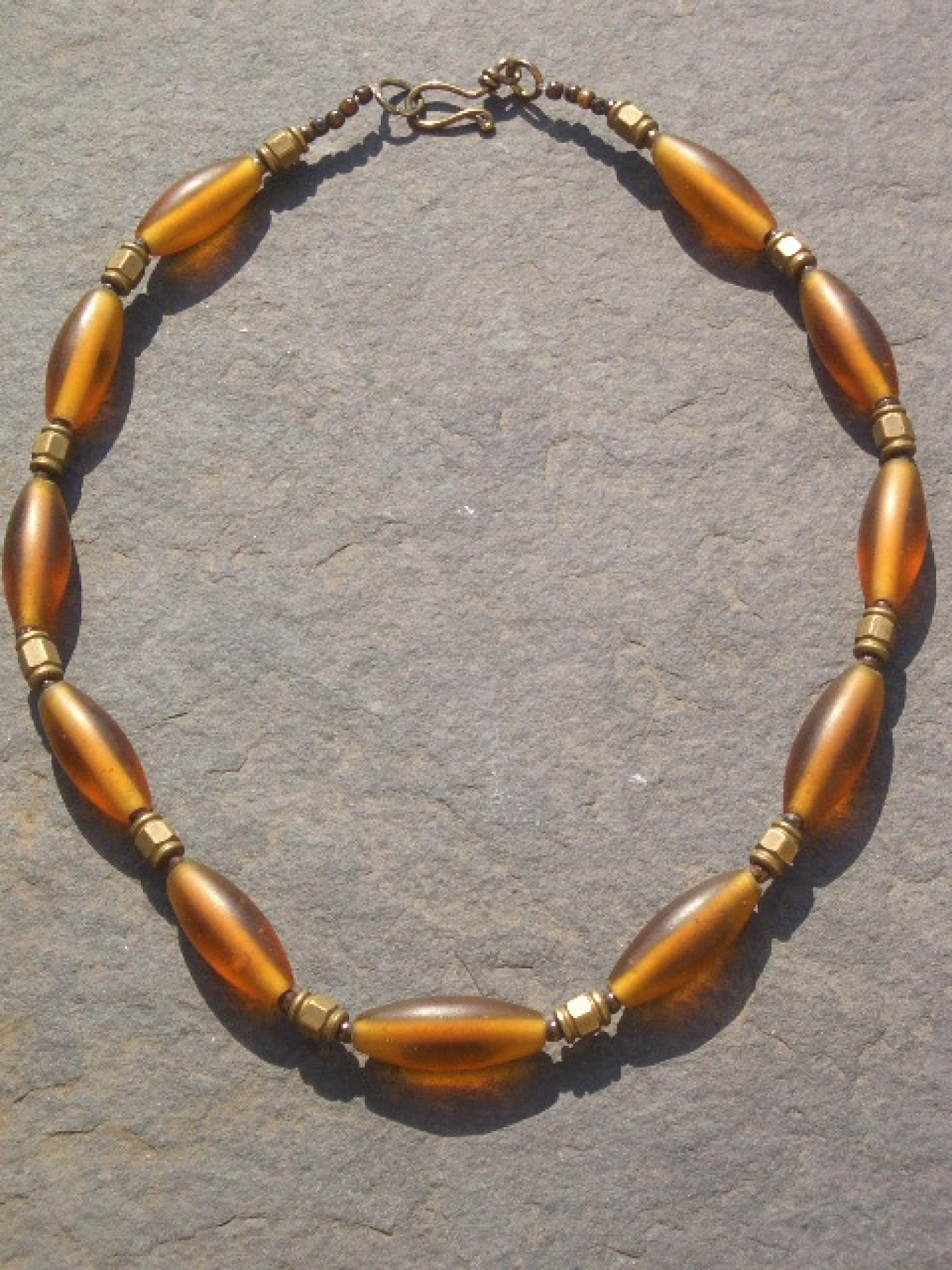 GOLDENORANGE COLLIER- Glas Holz Messing 50 cm Kette